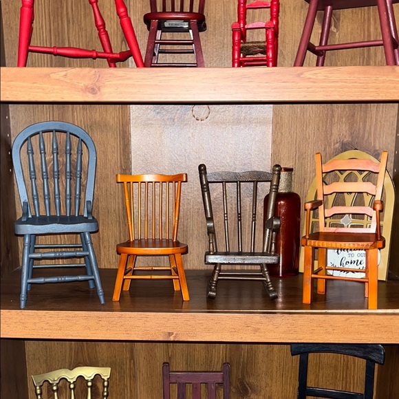 Other - 2 Miniature Wooden Chair Set - Multicolor